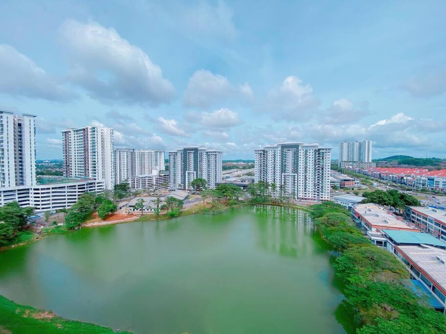 2-4 Pax Spacious Living @ Mount Austin, Jb #02 Johor Bahru Buitenkant foto